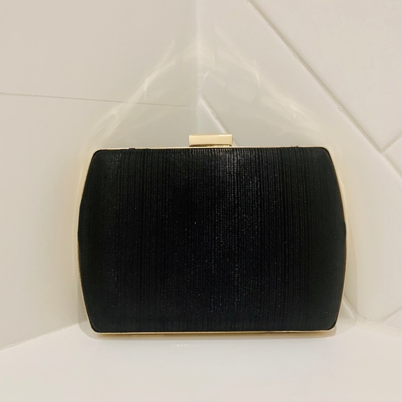 BCBGeneration Evening Bag with Chain Strap - Picture 4 of 7